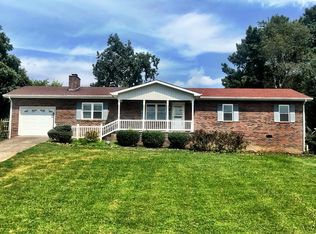 412 Kinzalow Cir, Sweetwater, TN 37874