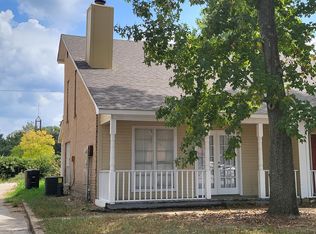 3027 Oneal Ln, Baton Rouge, LA 70816