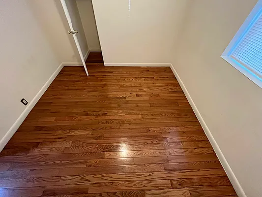 Rented by Metroline Realty | media 1