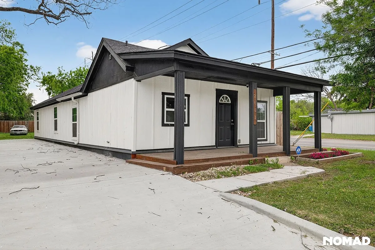 Building Photo - 2601 Flint Ave