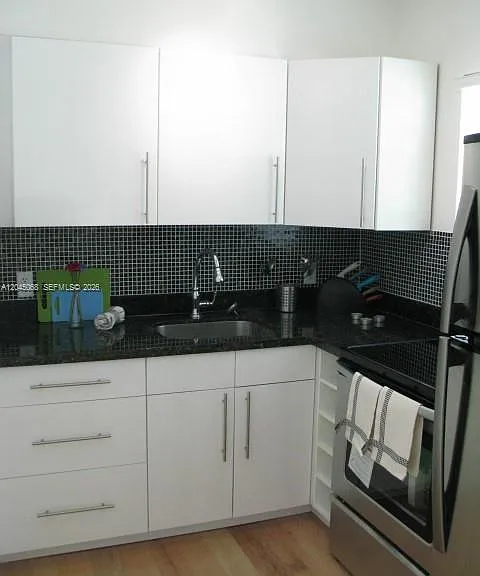 936 Pennsylvania Ave #203 — Photo 13