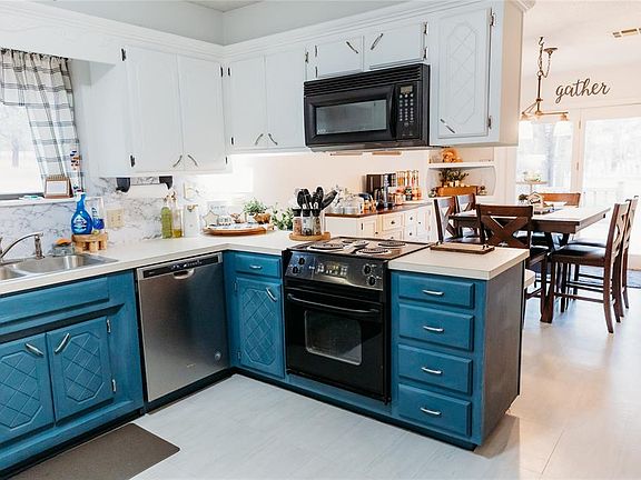 5th image of 341872 E Hill St