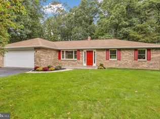 1925 Oak Ridge Dr, Narvon, PA 17555