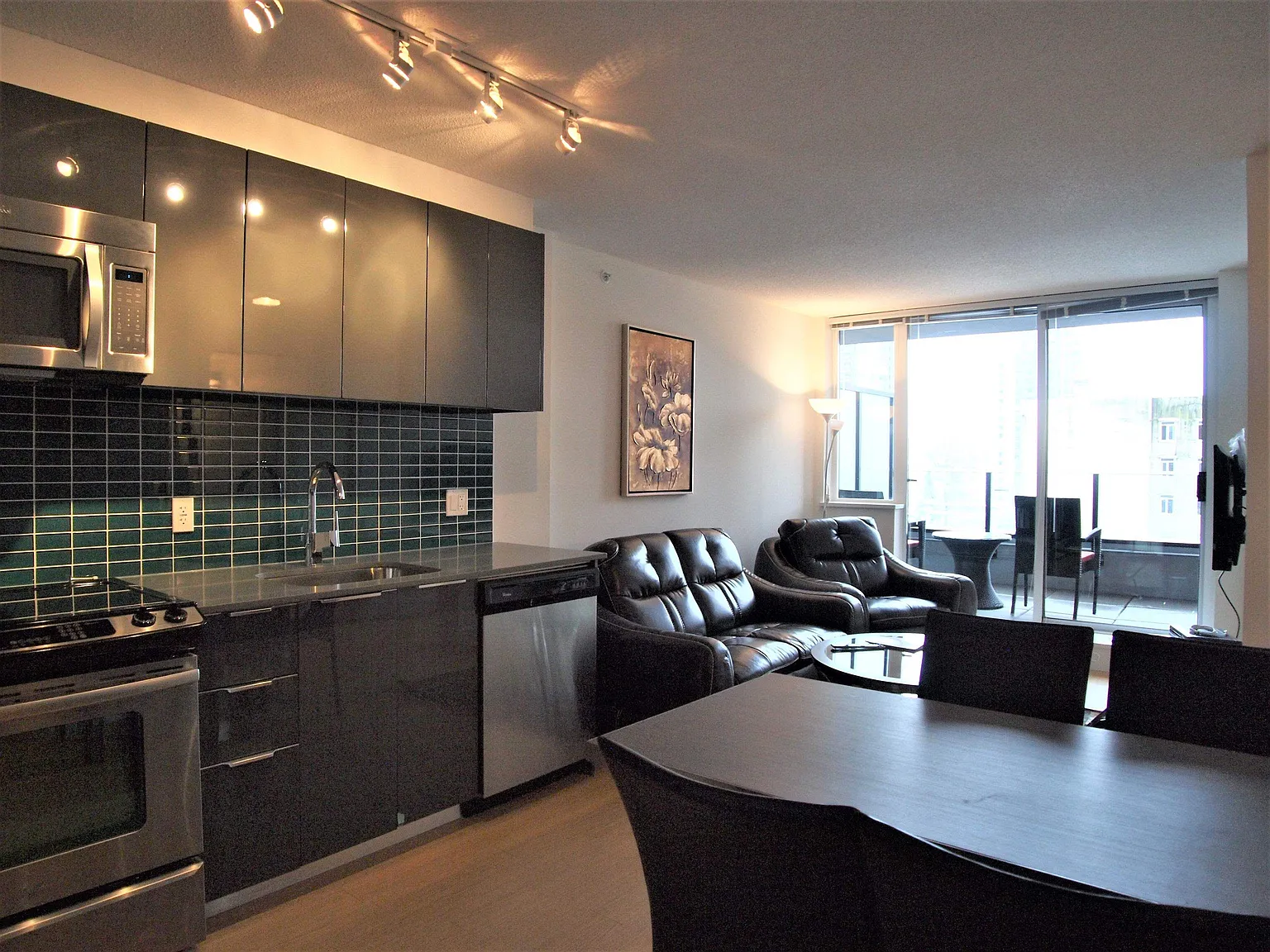 1 bed, 509 sqft, $2,890 — Photo 3