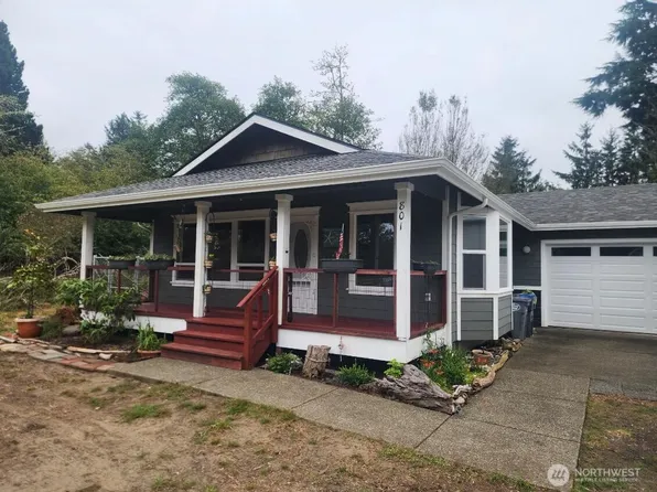 801 Mount Olympus Avenue SE, Ocean Shores, WA 98569