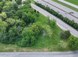 6217 NW Roanridge Rd, Kansas City, MO 64151