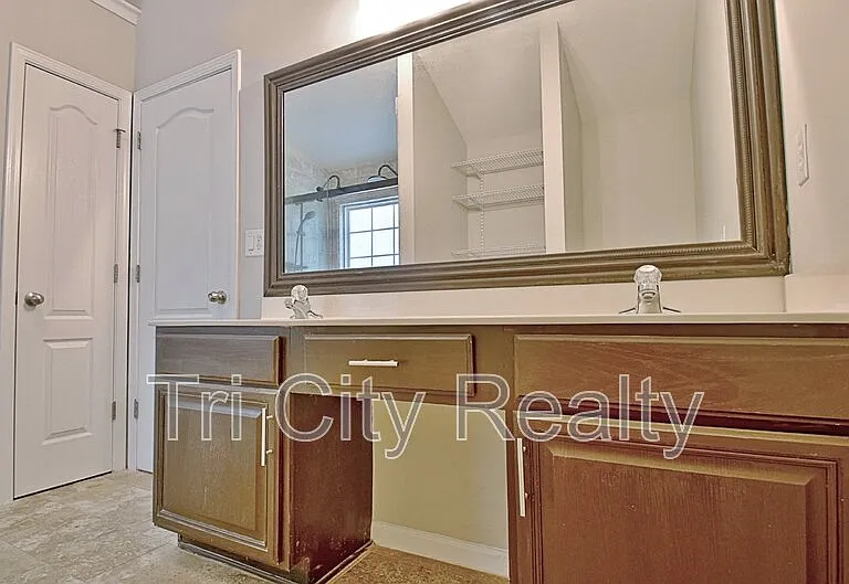 341 Hunterian Pl — Photo 39