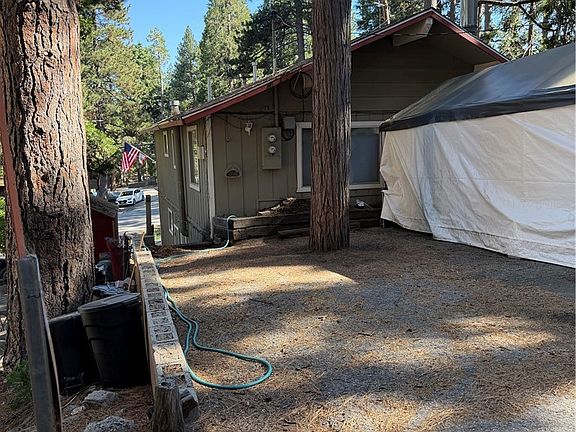 2nd image of 31861 Hollow Way
