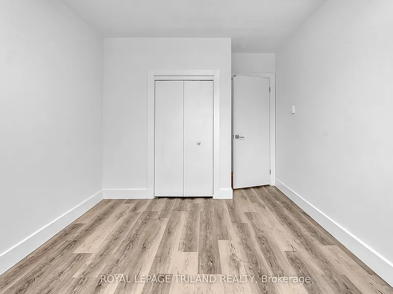 104 Devonshire Ave #204 — Photo 11