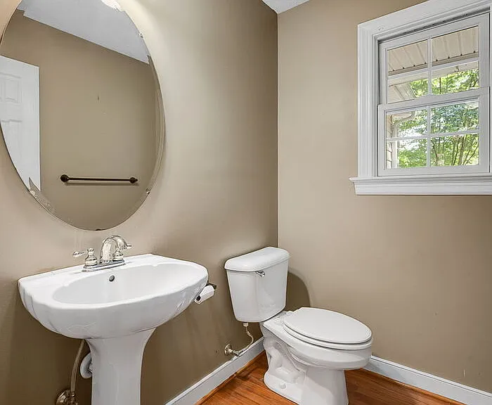 316 Abbey Ct — Photo 24