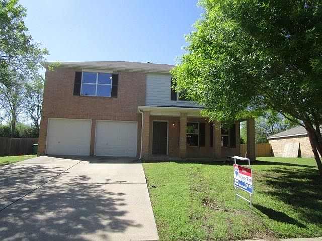 1st image of 818 Breanna Way