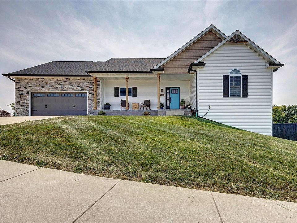 1st image of 594 E Lavender Ct