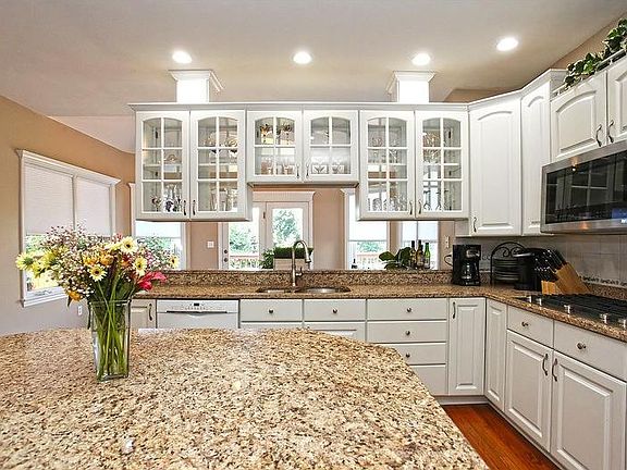 4th image of 109 Oakhaven Dr