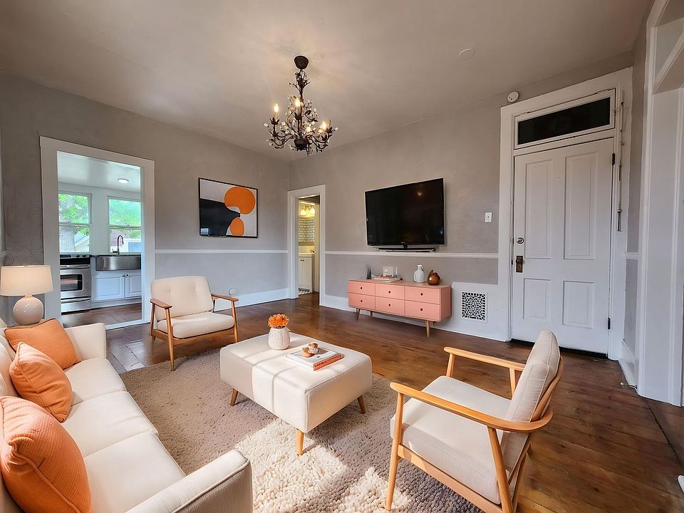 1st image of 724 N Nevada Ave #6