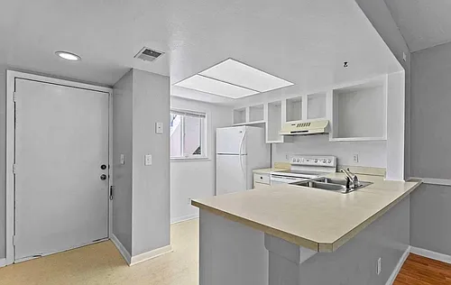 4469 Holly Tree Rd Photo 1