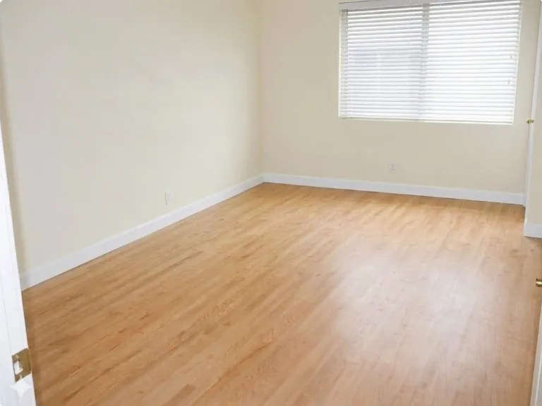 Livingroom Directly off of Kitchen.