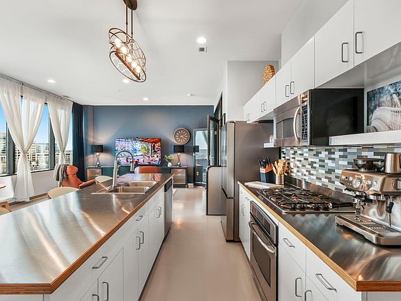 5th image of 5601 Smetana Dr Unit 1012