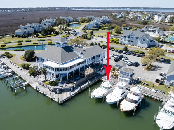 63 Yacht Club Ct Unit 63, Manteo, NC 27954