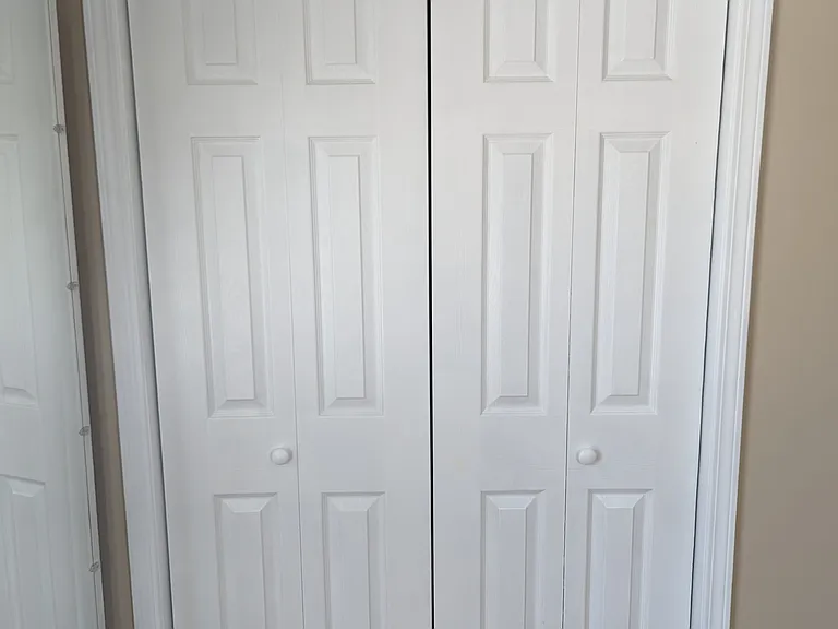 2nd Bedroom Closet