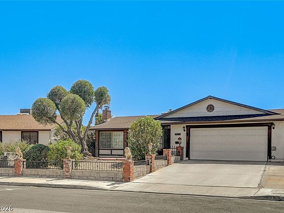 2nd image of 3573 Moraga Dr