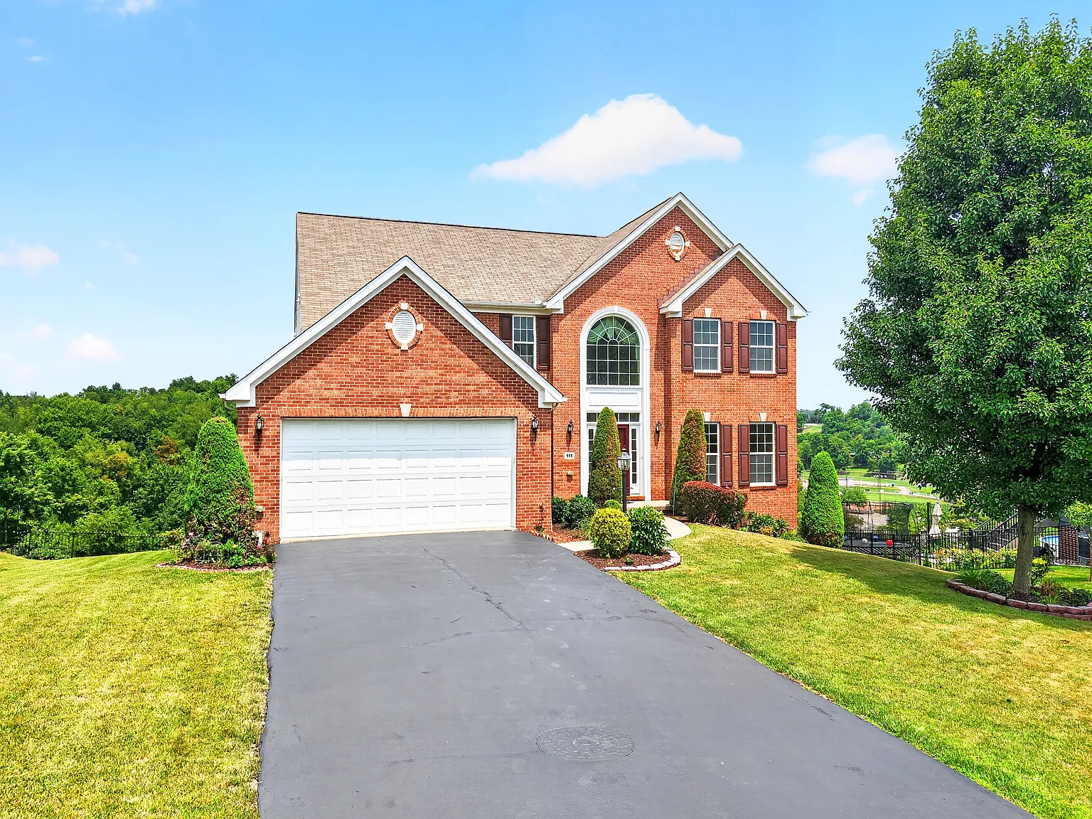 4 bed, 3586 sqft, $3,400 — Photo 1