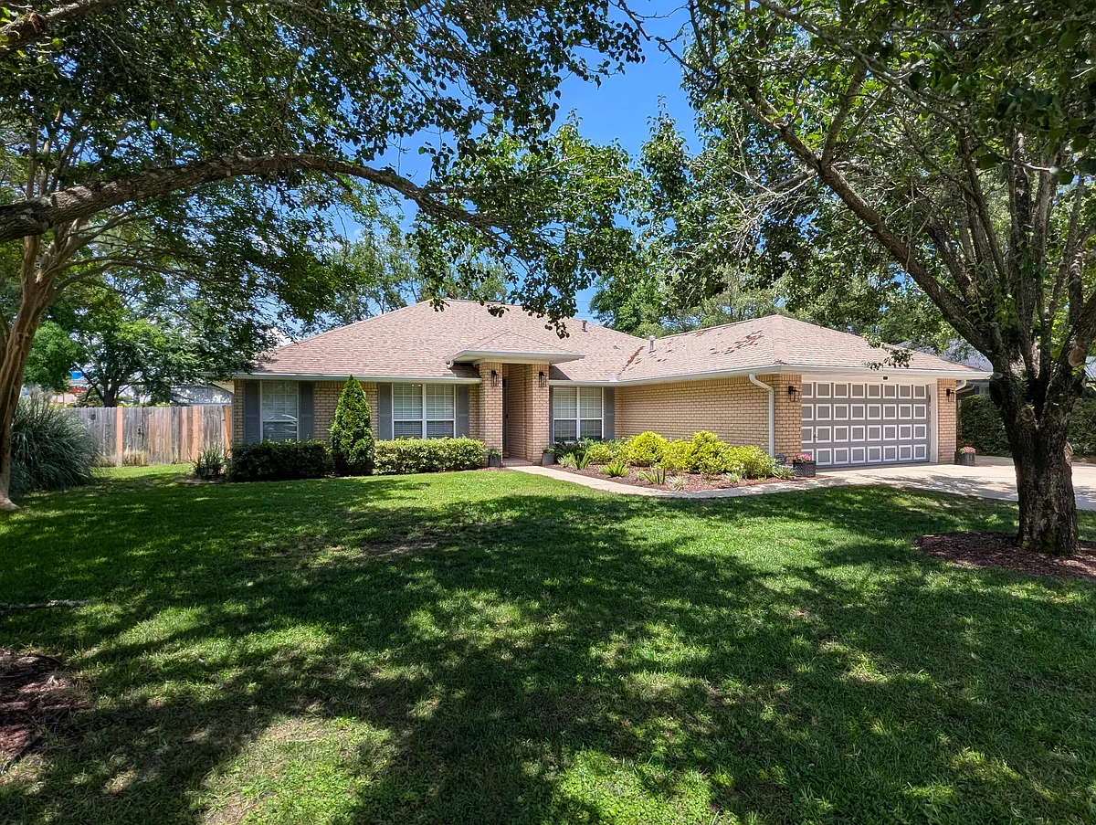 Building Photo - 9332 Vandivere Dr