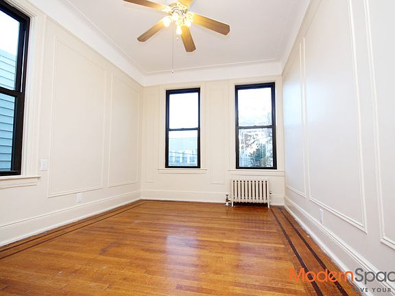 3rd image of 22-44 29th St #2R