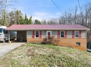 219 Shallowford Dr, Gainesville, GA 30504