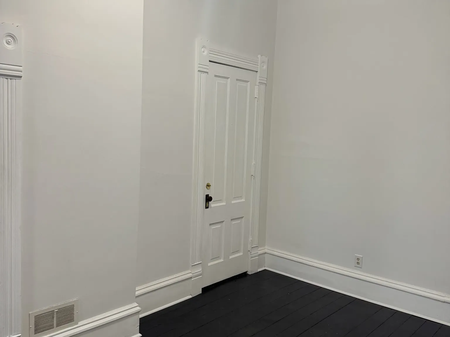 1 bed, 800 sqft, $1,000 — Photo 4