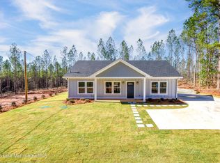 560 Tower St, Daviston, AL 36256