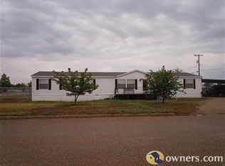 304 2nd St, Lorenzo, TX 79343