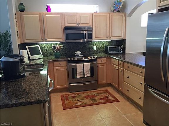 2nd image of 8155 Woodridge Pointe Dr