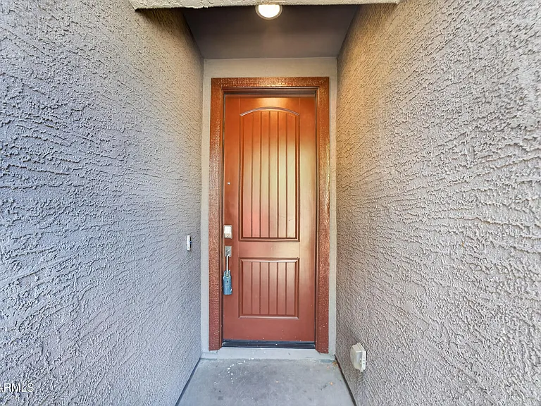 3737 S 64th Ln — Photo 4