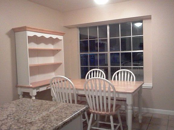 breakfast set and hutch stay