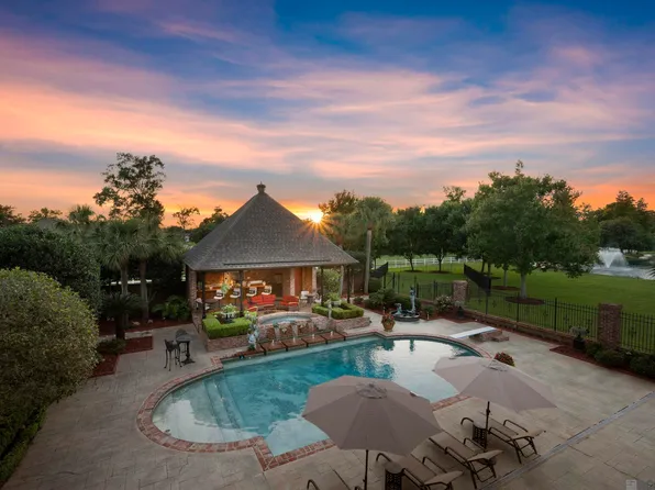 40322 Loosemoore Rd, Gonzales, LA 70737