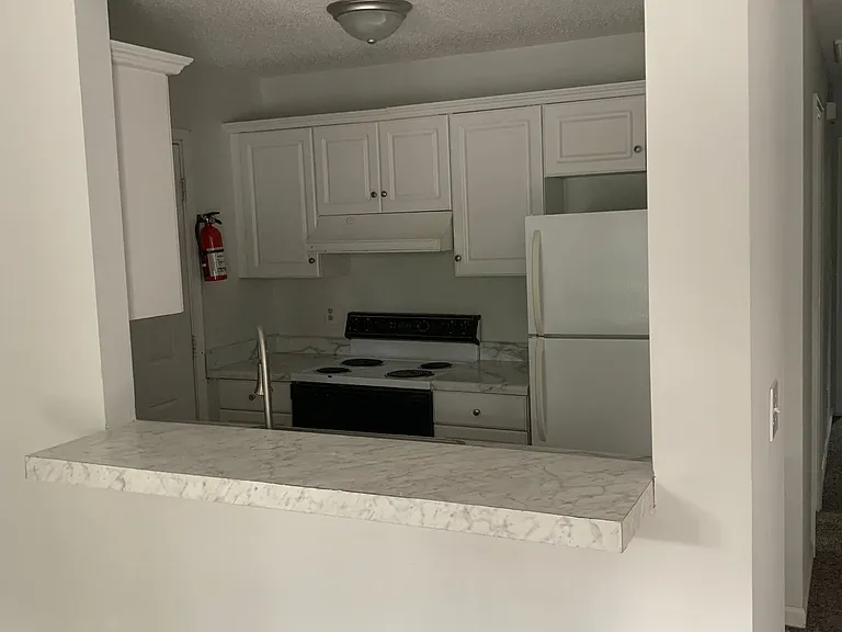 4029 Hickory St — Photo 5