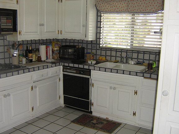 Kitchen w/View