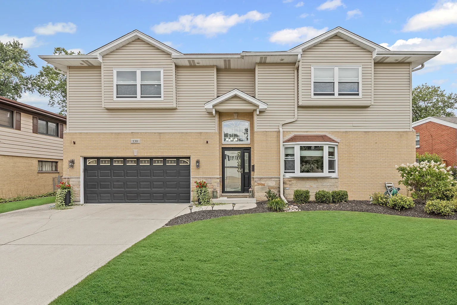 130 S Elm Tree Ln photo 1