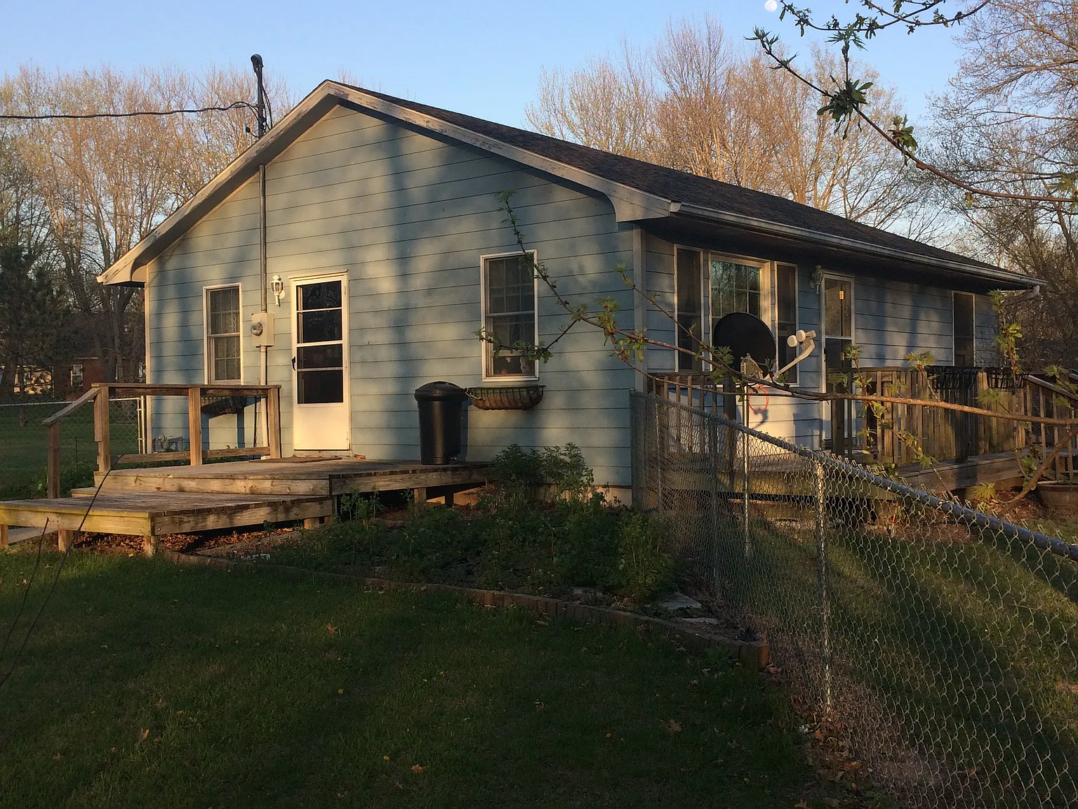 3 bed, 1820 sqft, $1,800 — Photo 1