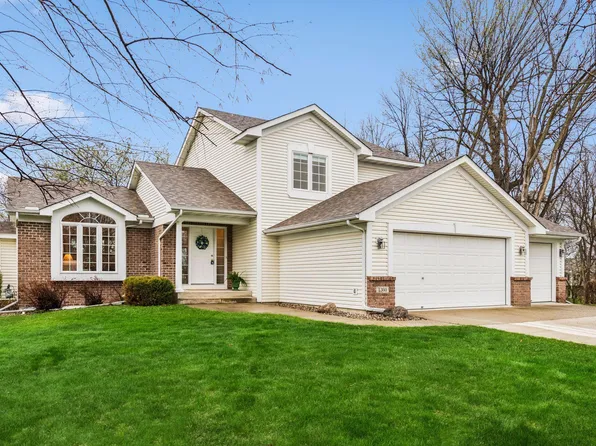 1360 Mockingbird Dr, Waconia, MN 55387