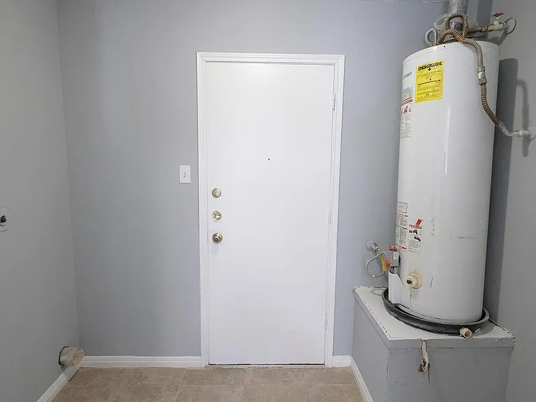 1203 Beckwood Cir — Photo 26