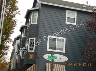 1652 SE Knapp St, Portland, OR 97202