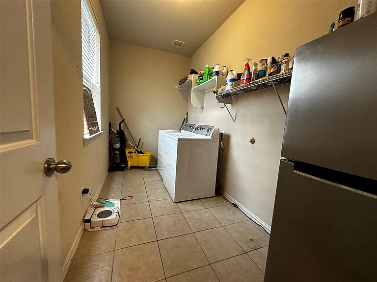 213 Fox Hollow Blvd — Photo 19