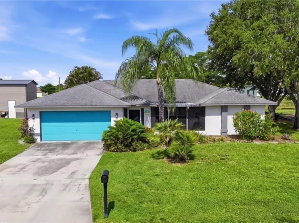 1529 Crestwood Cir W, Lehigh Acres, FL 33936