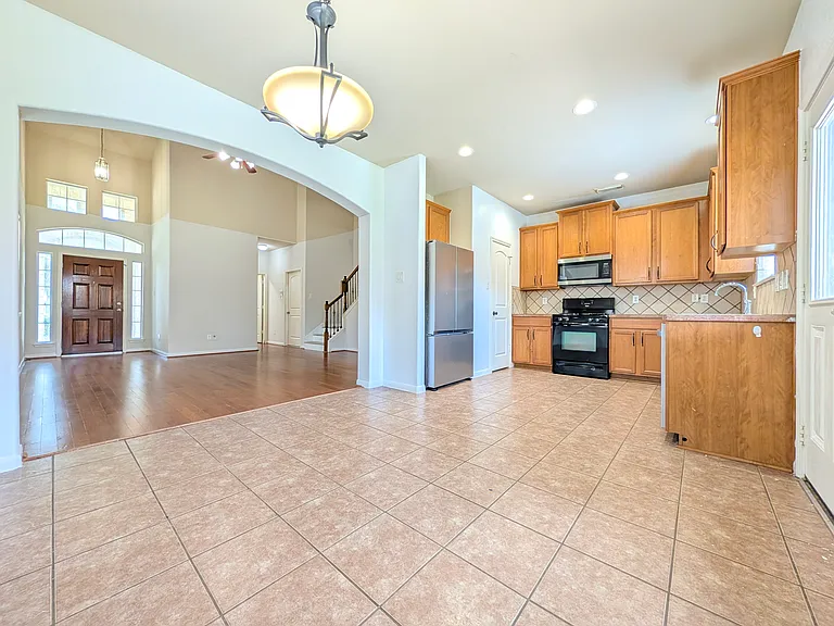 6038 Starbrook Creek Dr — Photo 9