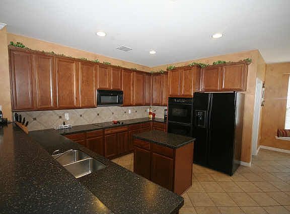 3rd image of 11574 Snyder Dr
