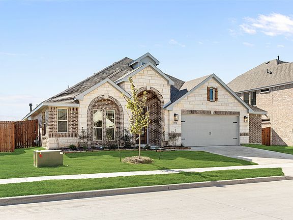 3rd image of 404 Atlas Cedar Dr