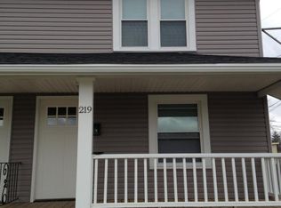 219 Warren Dr, Springfield, OH 45503