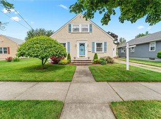 45 Jastram St, Providence, RI 02908