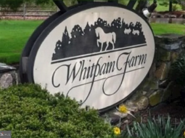 12 Farrier Ln, Blue Bell, PA 19422